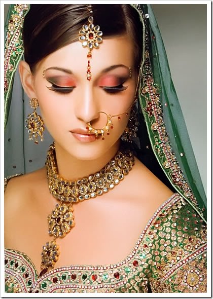  Bridal Make Up at VLCC Beauty Parlour